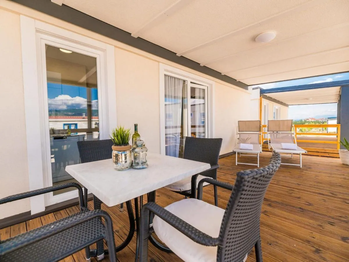 Holiday Home Seaside Mobile Home By Interhome Šilo